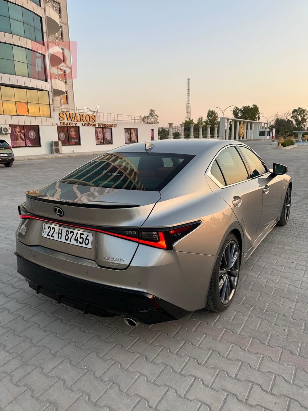 Lexus IS